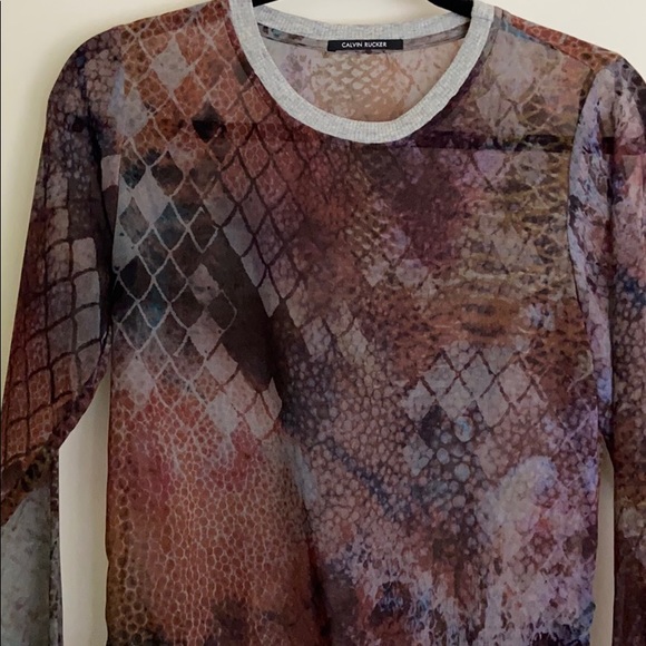 Beautiful blouse - Picture 4 of 4